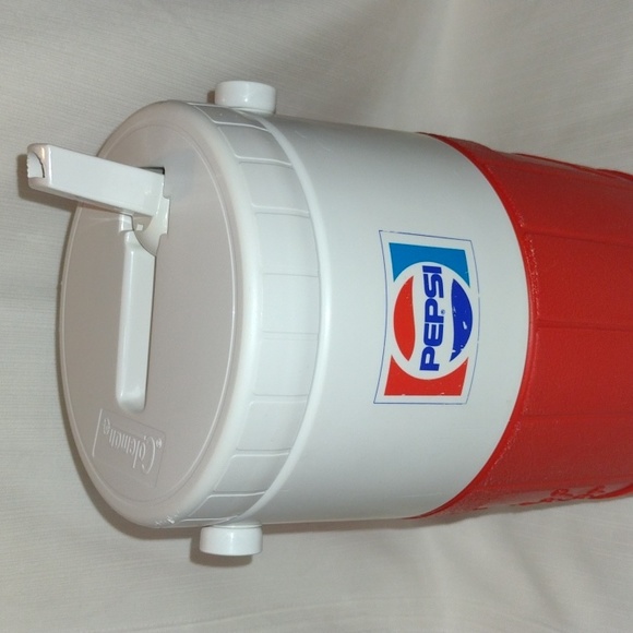 Vintage Coleman Pepsi Pizza Hut Relief Pitcher - Picture 4 of 9